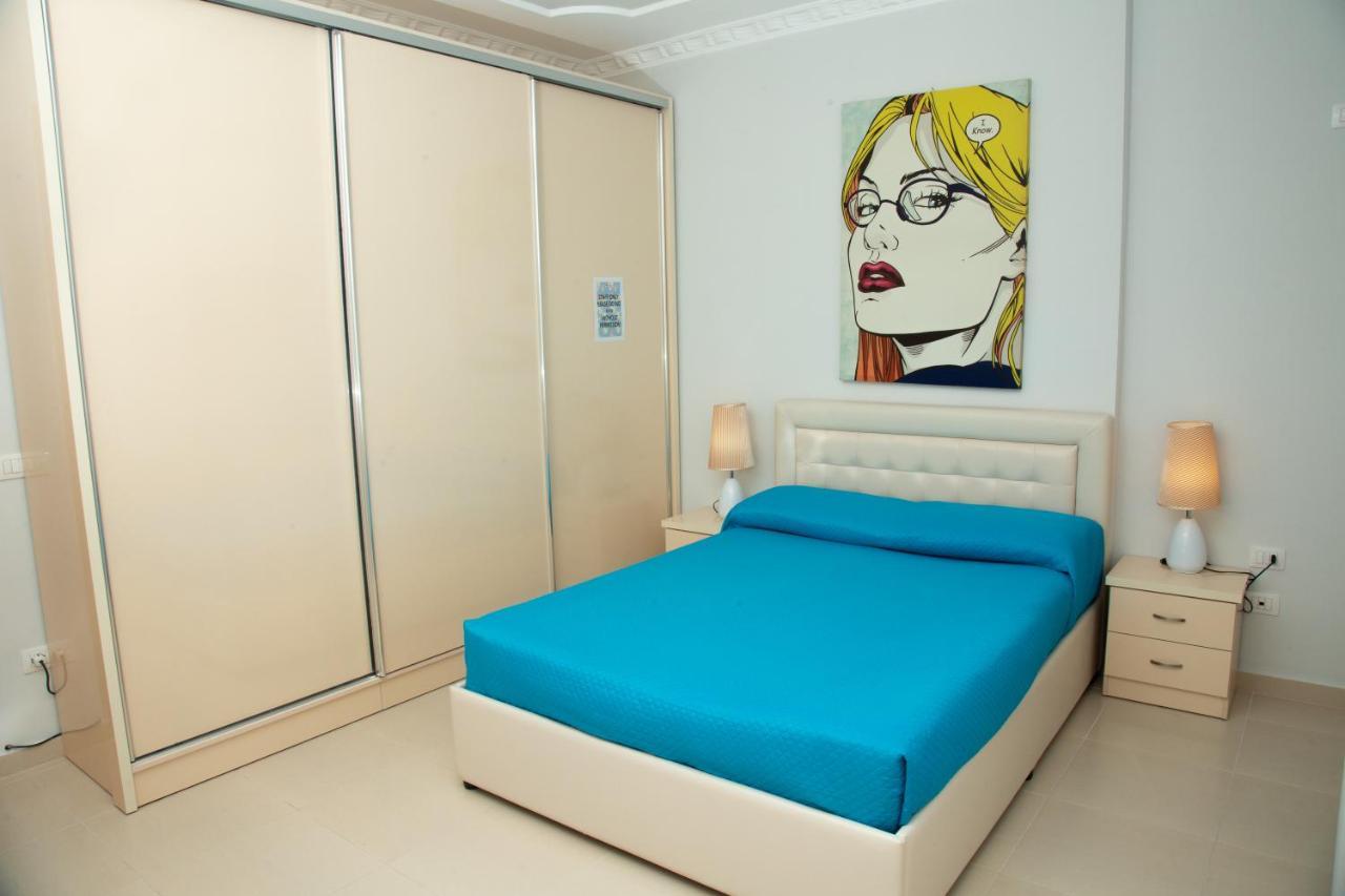 Sky & Sea Viewing Apartment Vlorë Buitenkant foto